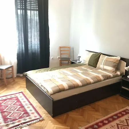 Apartment Zan Central Eroilor